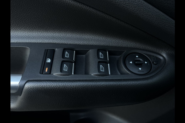 Ford Kuga 1.5 EcoB. ST Line TREKHAAK! WINTERPACK! XENON!