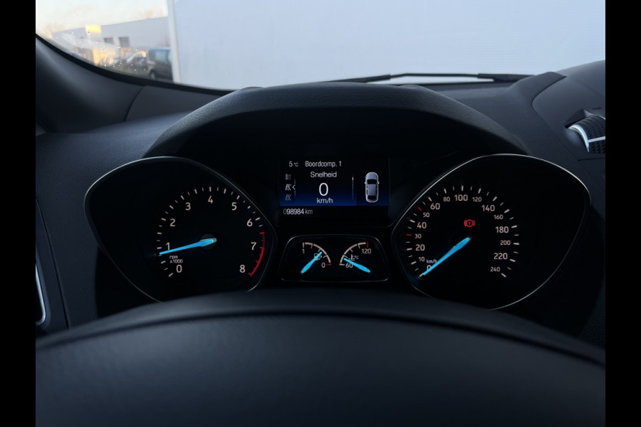 Ford Kuga 1.5 EcoB. ST Line TREKHAAK! WINTERPACK! XENON!