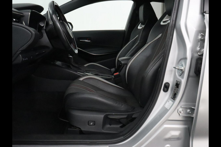 Toyota Corolla 1.8 Hybrid GR-Sport | Trekhaak | Stoelverwarming | Carplay | Camera | Sportstoelen | Park Assist | Half leder | Adaptive cruise | Climate control | Full LED | Keyless