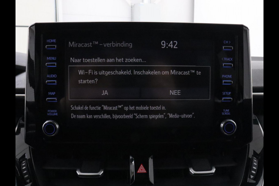 Toyota Corolla 1.8 Hybrid GR-Sport | Trekhaak | Stoelverwarming | Carplay | Camera | Sportstoelen | Park Assist | Half leder | Adaptive cruise | Climate control | Full LED | Keyless