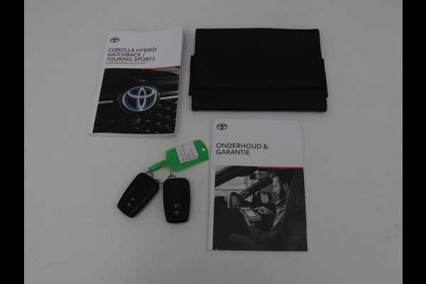 Toyota Corolla 1.8 Hybrid GR-Sport | Trekhaak | Stoelverwarming | Carplay | Camera | Sportstoelen | Park Assist | Half leder | Adaptive cruise | Climate control | Full LED | Keyless