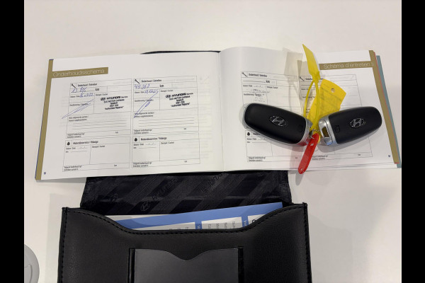 Hyundai Tucson 1.6 T-GDI PHEV Premium 4WD | Leder | Stoelverwarming/koeling | Navigatie | Camera | Adaptive cruise control