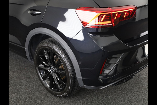 Volkswagen T-Roc 1.5 TSI R-Line 150 PK DSG |Private lease vanaf € 699,- pm | Blackstyle | Trekhaak afneembaar | ErgoActive Stoel Pakket | Navigatie |
