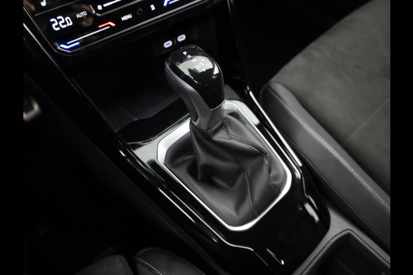 Volkswagen T-Roc 1.5 TSI R-Line 150 PK DSG |Private lease vanaf € 699,- pm | Blackstyle | Trekhaak afneembaar | ErgoActive Stoel Pakket | Navigatie |