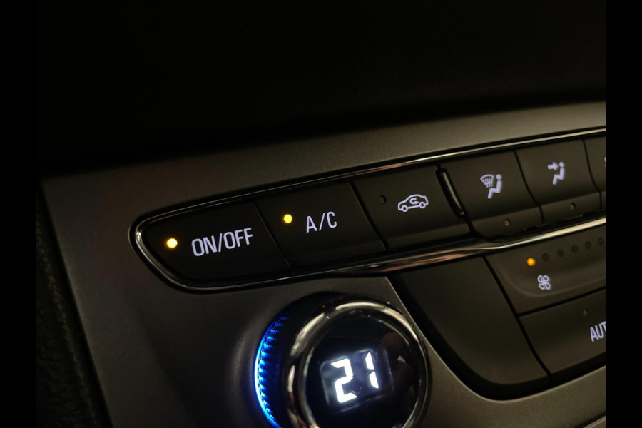 Opel Astra Sports Tourer 1.2 Edition 110PK AIRCO CRUISE NAVI BLUETOOTH PDC CAMERA SPORTVELGEN TREKHAAK LAGE KM ZEER NETTE AUTO