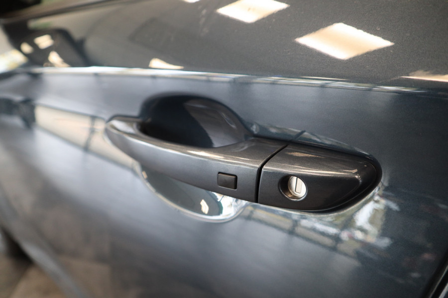 Hyundai Kona EV Fashion 64 kWh ACC Climate PDC Keyless LED 24 maanden garantie mogelijk (*vraag naar de voorwaarden)