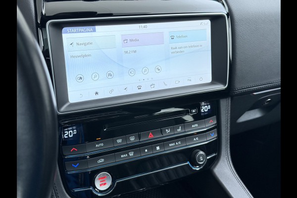 Jaguar F-Pace 2.0D AWD AUT-8 Portfolio Leer Pano-Dak Digitaal Dashboard Camera Meridian®-Audio Navi 4-Zone Ecc Android Auto Apple Carplay Pdc Stoel+Achterbankverwarming Elek.Stoelen+Memory Lmv 19" Bi-xenon Blind Spot Keyless Elek.Achterklep Origineel Nederlandse Auto Nieuwprijs  €87.786,- Zeer compleet!