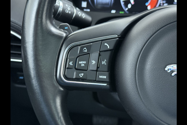 Jaguar F-Pace 2.0D AWD AUT-8 Portfolio Leer Pano-Dak Digitaal Dashboard Camera Meridian®-Audio Navi 4-Zone Ecc Android Auto Apple Carplay Pdc Stoel+Achterbankverwarming Elek.Stoelen+Memory Lmv 19" Bi-xenon Blind Spot Keyless Elek.Achterklep Origineel Nederlandse Auto Nieuwprijs  €87.786,- Zeer compleet!