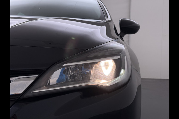 Opel Astra Sports Tourer 1.4 Turbo Trekhaak Navi Ecc Camera Pdc AGR-Comfort Stoel Apple Carplay Android Auto Stuur+Stoelverwarming Lane Assist Led Lmv 17" Regen-Lichtsensor Complete Opel Astra Tourer