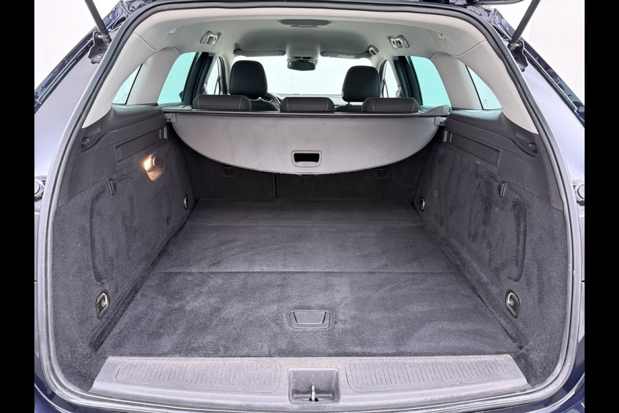 Opel Astra Sports Tourer 1.4 Turbo Trekhaak Navi Ecc Camera Pdc AGR-Comfort Stoel Apple Carplay Android Auto Stuur+Stoelverwarming Lane Assist Led Lmv 17" Regen-Lichtsensor Complete Opel Astra Tourer