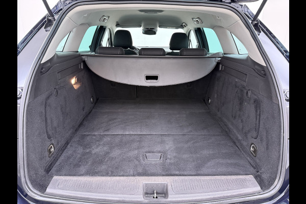 Opel Astra Sports Tourer 1.4 Turbo Trekhaak Navi Ecc Camera Pdc AGR-Comfort Stoel Apple Carplay Android Auto Stuur+Stoelverwarming Lane Assist Led Lmv 17" Regen-Lichtsensor Complete Opel Astra Tourer
