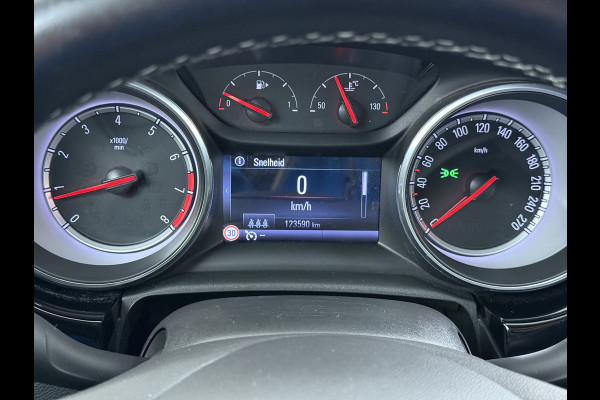 Opel Astra Sports Tourer 1.4 Turbo Trekhaak Navi Ecc Camera Pdc AGR-Comfort Stoel Apple Carplay Android Auto Stuur+Stoelverwarming Lane Assist Led Lmv 17" Regen-Lichtsensor Complete Opel Astra Tourer