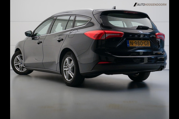 Ford FOCUS Wagon 1.0 EcoBoost Deluxe (APPLE CARPLAY,LED VERLICHTING,CRUISE CONTROL,ACHTERUITRIJCAMERA,PARKEERSENSOREN,TOPCONDITIE)