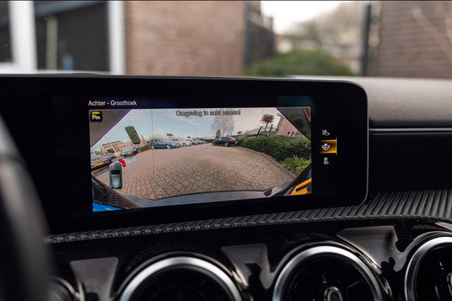 Mercedes-Benz A-Klasse 180 Business Solution 136 PK Widescreen LED Camera 19'' AMG
