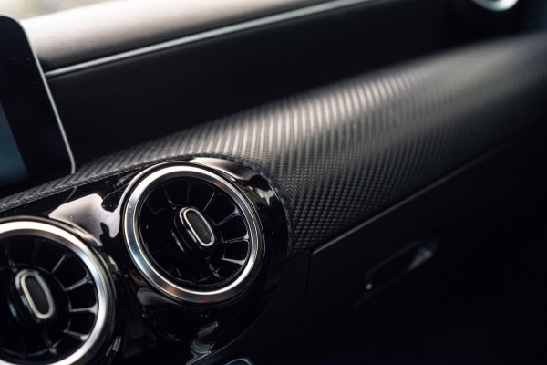 Mercedes-Benz A-Klasse 180 Business Solution 136 PK Widescreen LED Camera 19'' AMG