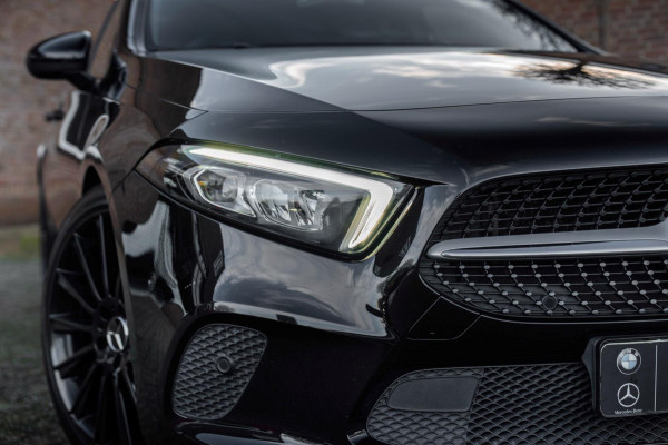 Mercedes-Benz A-Klasse 180 Business Solution 136 PK Widescreen LED Camera 19'' AMG