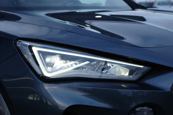 CUPRA Formentor 1.4 e-Hybrid VZ 245 PK Performance, Panoramadak, Keyless, Trekhaak, Adap. Cruise Control