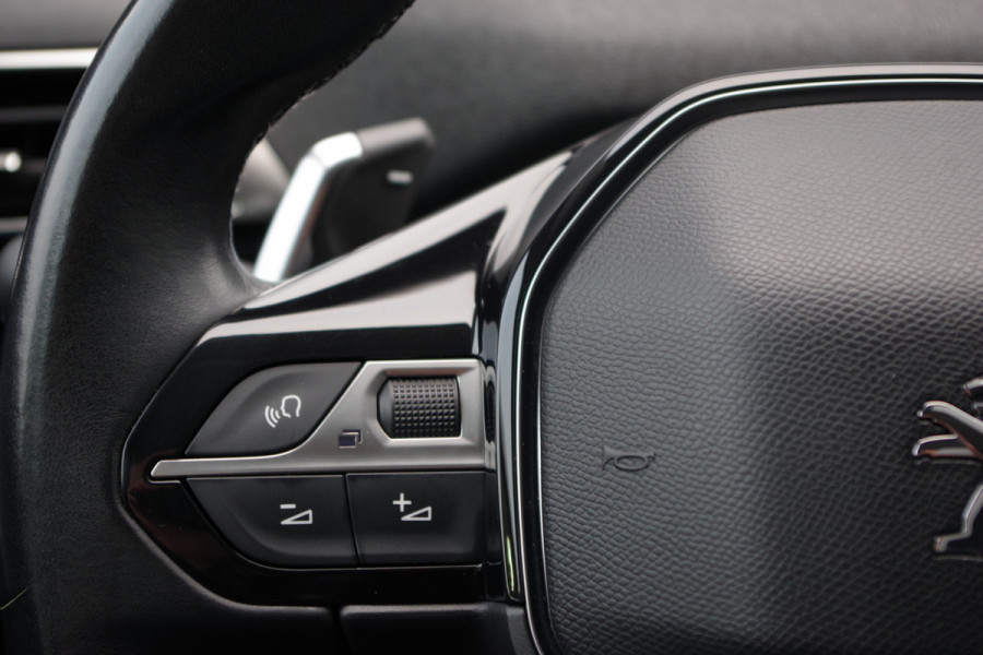 Peugeot 3008 1.2 PureTech 130 PK Automaat Blue Lease Premium, Trekhaak, Cruise Control, Camera