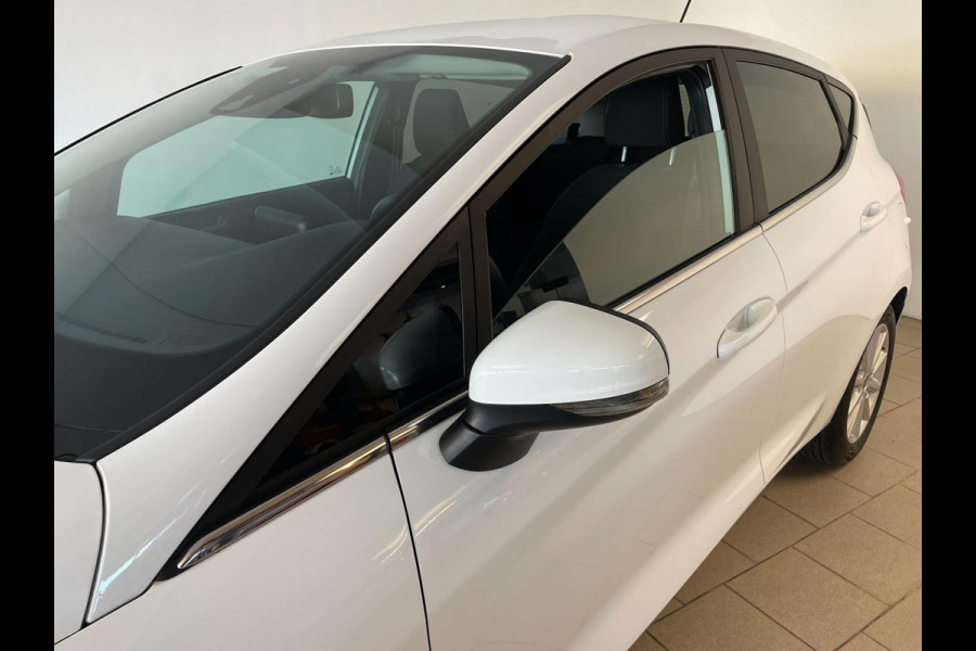 Ford Fiesta 1.0 EcoBoost Titanium AIRCO CLIMA NAVI VIA APP BLUETOOTH SCHERM PRIVACYGLAS VELGEN PDC ZEER NETTE AUTO