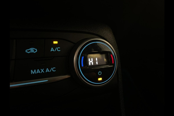 Ford Fiesta 1.0 EcoBoost Titanium AIRCO CLIMA NAVI VIA APP BLUETOOTH SCHERM PRIVACYGLAS VELGEN PDC ZEER NETTE AUTO