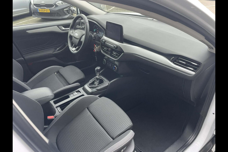 Ford FOCUS Wagon 1.0 EcoBoost Trend Edition Business / comfort stoelen / camera