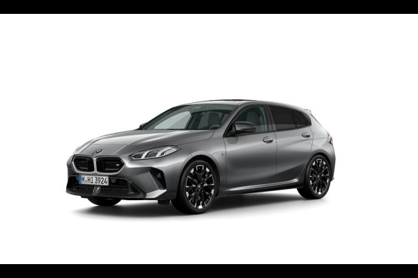 BMW 1-serie M135 xDrive - Pano - Driving Ass - Harman Kardon - Camera