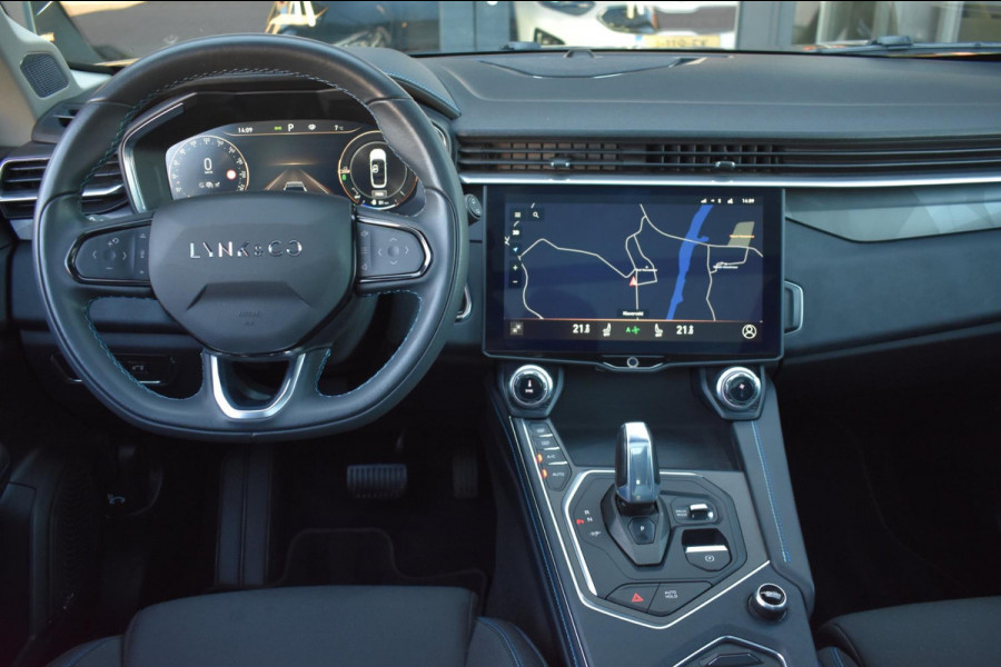 Lynk & Co 01 1.5 | TREKHAAK | INFINITY | SOH 94% | PANO | NAP | DEALER ONDERHOUDEN | CAMERA | APPLE CARPLAY | ANDROID AUTO