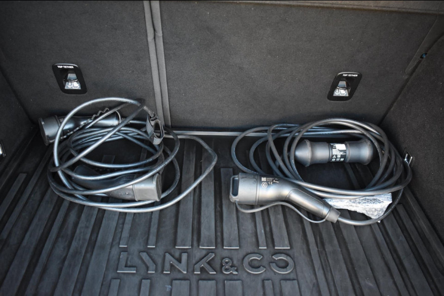 Lynk & Co 01 1.5 | TREKHAAK | INFINITY | SOH 94% | PANO | NAP | DEALER ONDERHOUDEN | CAMERA | APPLE CARPLAY | ANDROID AUTO