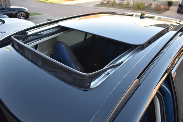 Lynk & Co 01 1.5 | TREKHAAK | INFINITY | SOH 94% | PANO | NAP | DEALER ONDERHOUDEN | CAMERA | APPLE CARPLAY | ANDROID AUTO