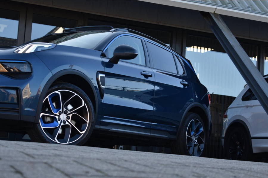 Lynk & Co 01 1.5 | TREKHAAK | INFINITY | SOH 94% | PANO | NAP | DEALER ONDERHOUDEN | CAMERA | APPLE CARPLAY | ANDROID AUTO