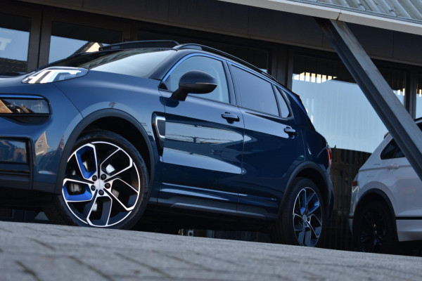 Lynk & Co 01 1.5 | TREKHAAK | INFINITY | SOH 94% | PANO | NAP | DEALER ONDERHOUDEN | CAMERA | APPLE CARPLAY | ANDROID AUTO