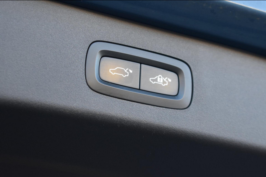 Lynk & Co 01 1.5 | TREKHAAK | INFINITY | SOH 94% | PANO | NAP | DEALER ONDERHOUDEN | CAMERA | APPLE CARPLAY | ANDROID AUTO