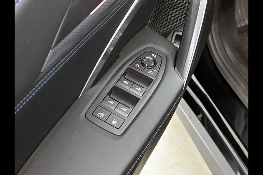 BMW X1 xDrive25e 245PK! PLUG-In M Sport BLACK-LINE