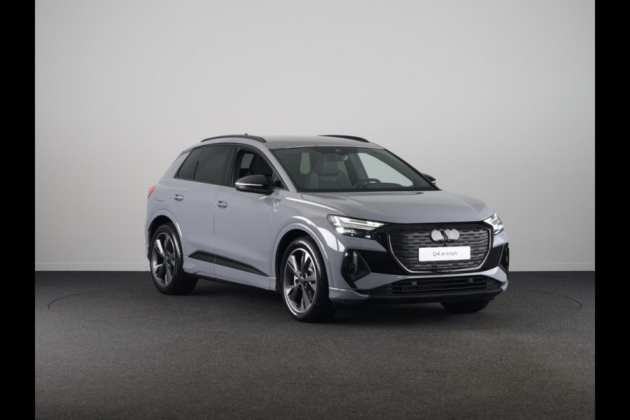 Audi Q4 e-tron 45 S edition Competition 82 kWh 286 pk | Assistentiepakket plus | Comfortpakket plus | Ambient lichtpakket | Optiekpakket zwart plus |