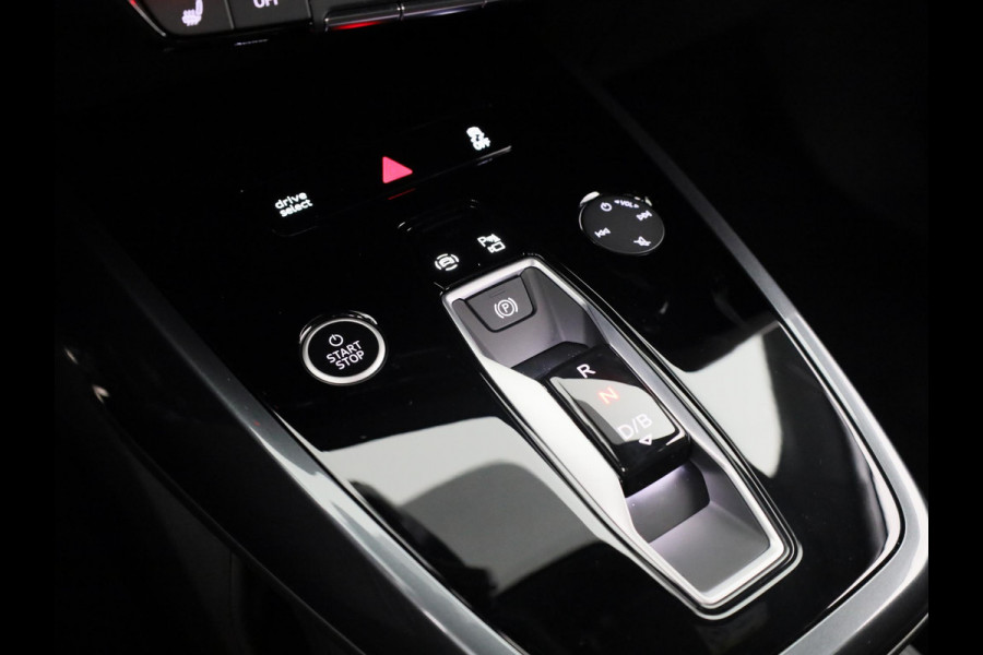 Audi Q4 e-tron 45 S edition Competition 82 kWh 286 pk | Assistentiepakket plus | Comfortpakket plus | Ambient lichtpakket | Optiekpakket zwart plus |