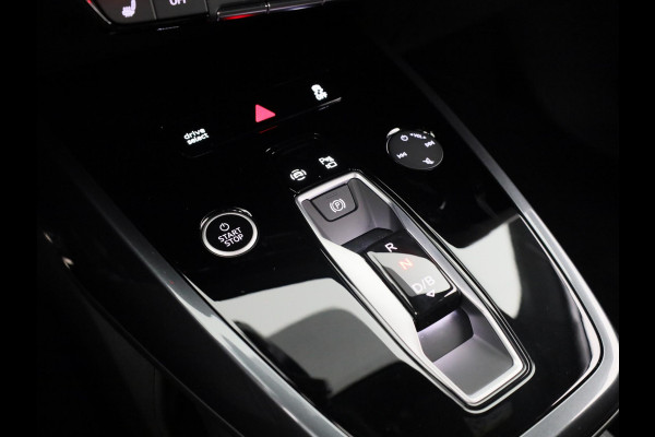 Audi Q4 e-tron 45 S edition Competition 82 kWh 286 pk | Assistentiepakket plus | Comfortpakket plus | Ambient lichtpakket | Optiekpakket zwart plus |