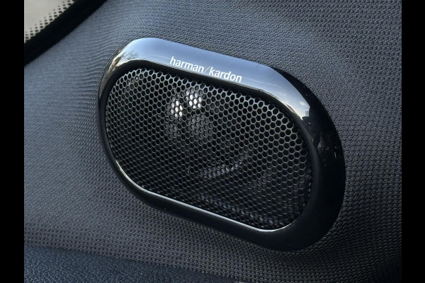 MINI Mini 1.5 Cooper Classic | HARMAN KARDON | SPORTSTOELEN | PANORAMA | CAMERA | 18 INCH VELGEN | HEAD UP |