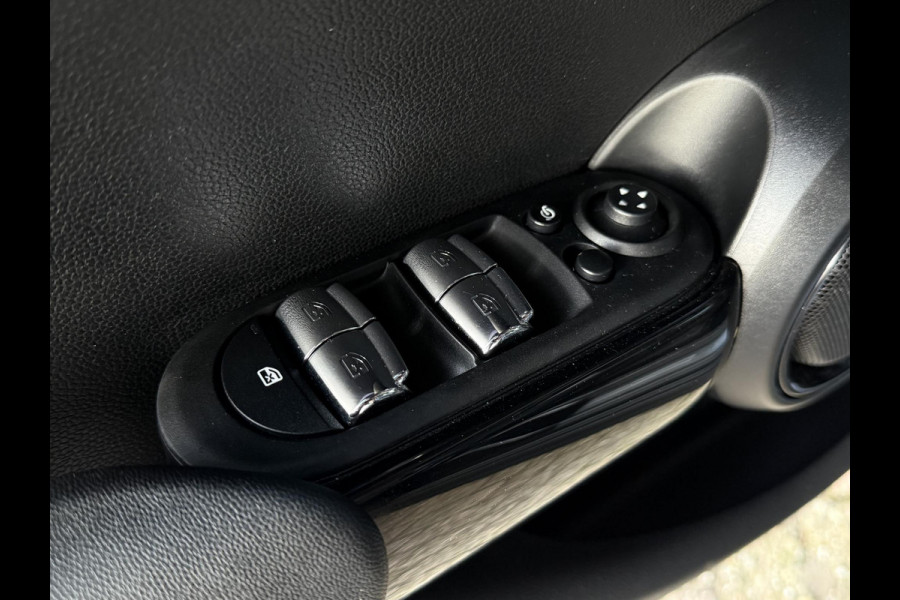 MINI Mini 1.5 Cooper Classic | HARMAN KARDON | SPORTSTOELEN | PANORAMA | CAMERA | 18 INCH VELGEN | HEAD UP |