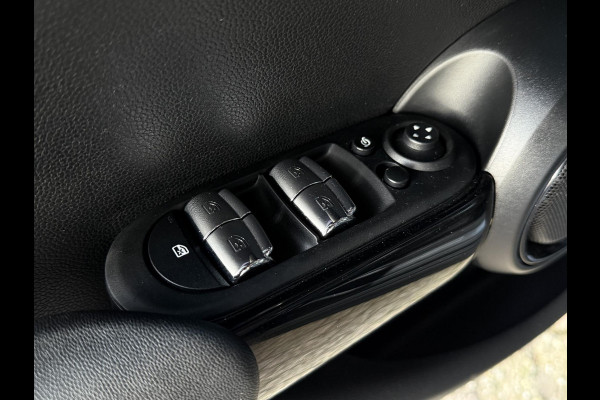 MINI Mini 1.5 Cooper Classic | HARMAN KARDON | SPORTSTOELEN | PANORAMA | CAMERA | 18 INCH VELGEN | HEAD UP |