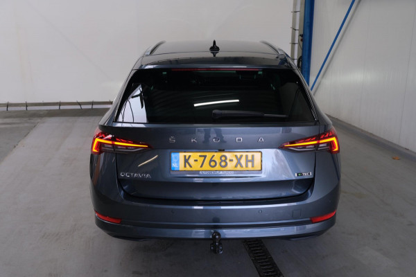 Škoda Octavia Combi 1.0 e-TSI Business Edition Plus Automaat - N.A.P. Airco, Cruise, Navi, PDC, Camera, Trekhaak.