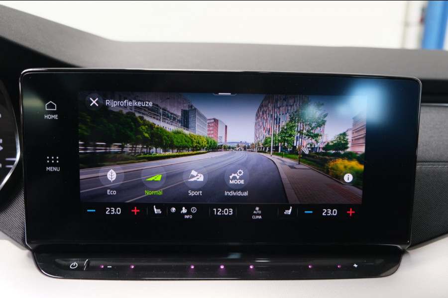 Škoda Octavia Combi 1.0 e-TSI Business Edition Plus Automaat - N.A.P. Airco, Cruise, Navi, PDC, Camera, Trekhaak.