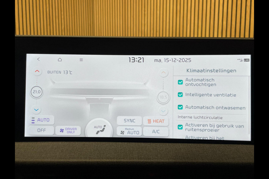 Kia Ev6 Light Edition 58 kWh|100% SOH|LEDER|ACC|ANDROID+CARPLAY|CAMERA|STOEL-, STUURVERW|LAGE KM'S|NAP|NL-AUTO|INCL.BTW|1e EIG.|