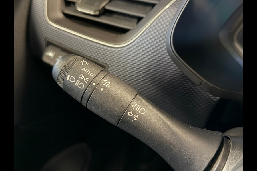 Renault Arkana 1.6 E-Tech Hybrid 145 Zen AUT. CAMERA PARKEERSENSOREN VOOR EN ACHTER LANE ASSIST CRUISE CONTROL NAVI AIRCO