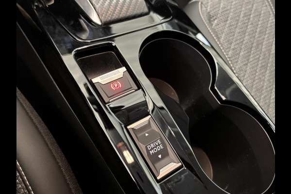Peugeot e-208 EV Style 50 kWh Navigatie | Keyless | Stoelverwarming |  Parkeersensoren achter | Android auto / Apple carplay