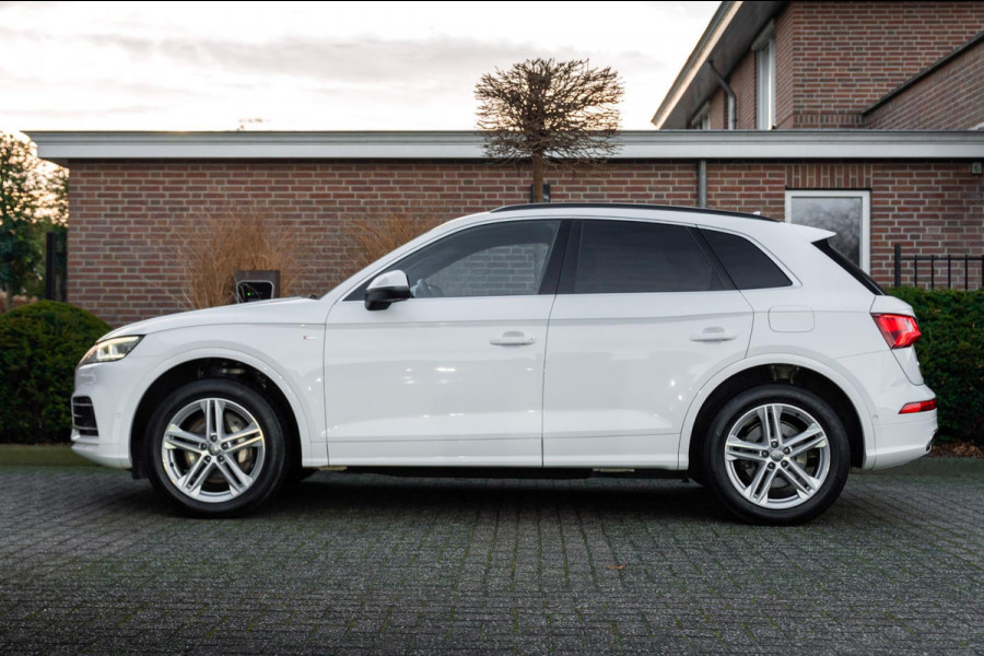 Audi Q5 50 TFSI e Quattro S Edition 2x S-Line Adaptive Trekhaak B&O Ambiance 360 Camera 19''