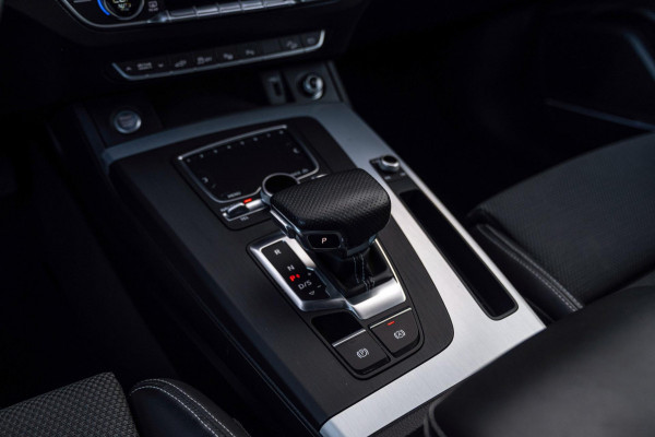 Audi Q5 50 TFSI e Quattro S Edition 2x S-Line Adaptive Trekhaak B&O Ambiance 360 Camera 19''