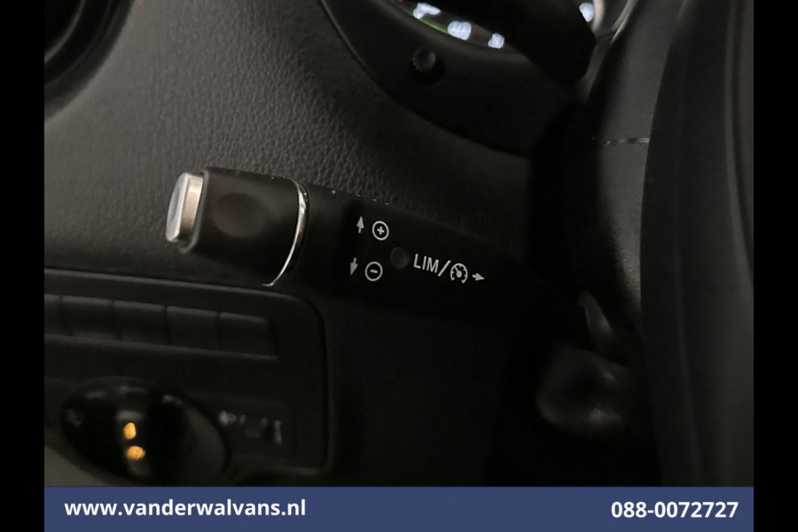Mercedes-Benz Vito 114 CDI 136pk L2H1 Euro6 Airco | Camera | Navigatie | Cruisecontrol | Trekhaak Parkeersensoren, Stoelverwarming