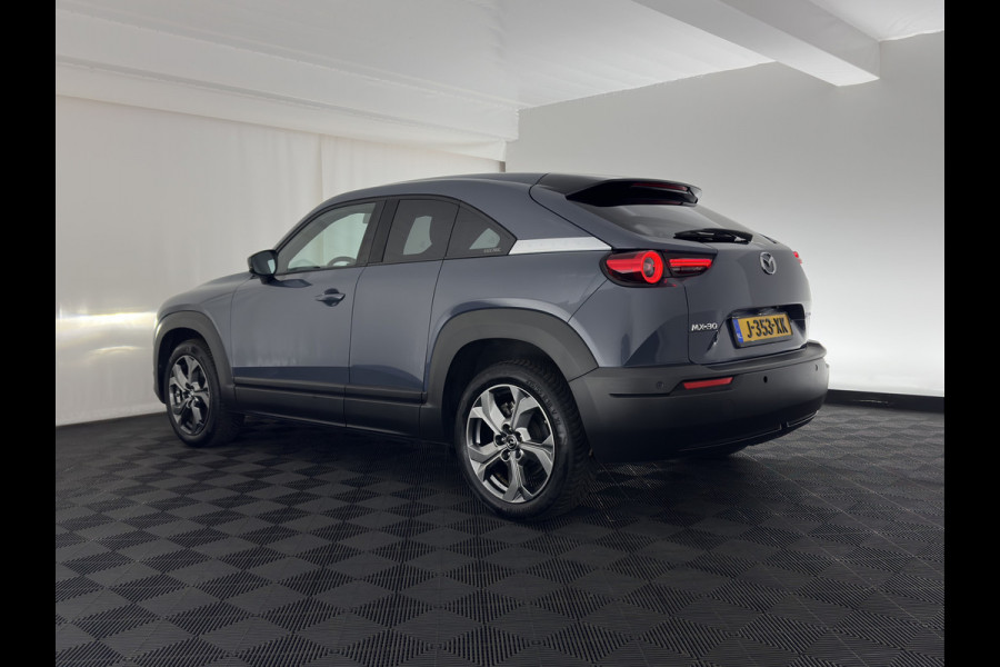 Mazda MX-30 e-SkyActiv 145 First Edition 36 kWh {SOH-92%} (INCL-BTW) Aut.*LEATHER-MICROFIBRE | FULL-LED | NAVI-FULLMAP | KEYLESS | BLIND-SPOT |  ADAPTIVE-CRUISE | HEAD-UP | CAMERA | DIGI-COCKPIT | MEMORY-PACK | SHIFT-PADDLES | 18"ALU*