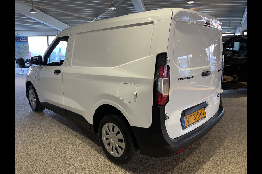 Ford Transit Courier 1.0 EcoBoost Trend benzine grijs kenteken / zo goed als nieuw / fabrieksgarantie tot 07-03-2026 / vaste prijs rijklaar € 19.950 ex / lease vanaf € 336 / direct leverbaar