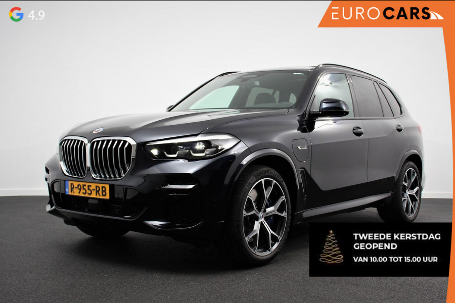 BMW X5 xDrive45e 394pk High Executive M-Sport PHEV 6 cilinder Panoramisch schuif-kantel dak Harman Kardon Head up display Lederen bekleding Electrische verstelling comfort stoelen